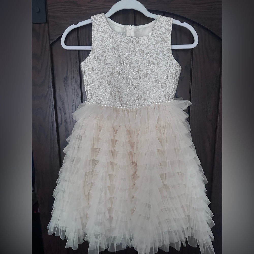 Badgley Mischka Cream Ruffled Tiered A-line Dress